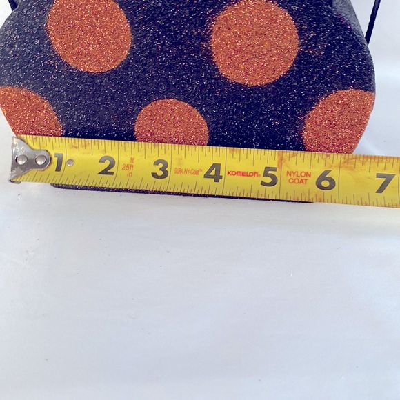 Gently Used Like New Very Pretty Unique Classic Halloween Decor. - Picture 7 of 9